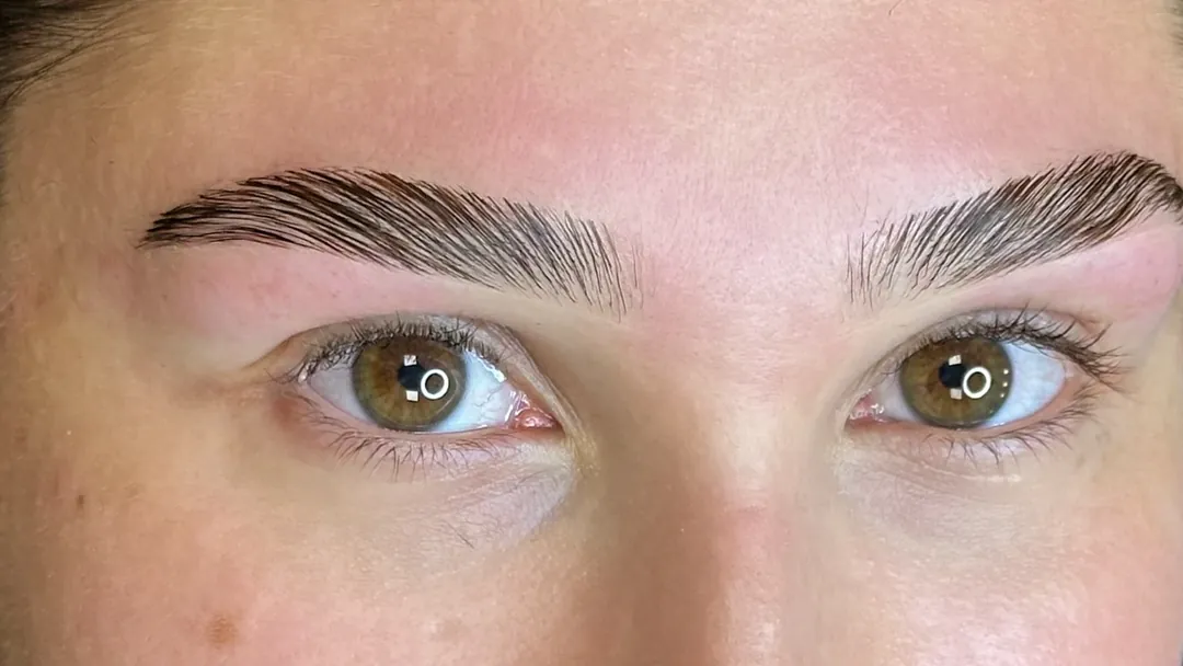 Brow Lamination result: aligned, structured brow hairs