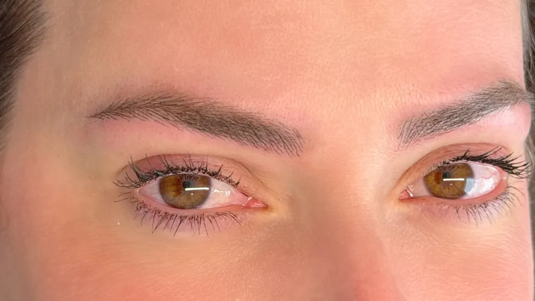 Nanoblading result: soft, natural brows